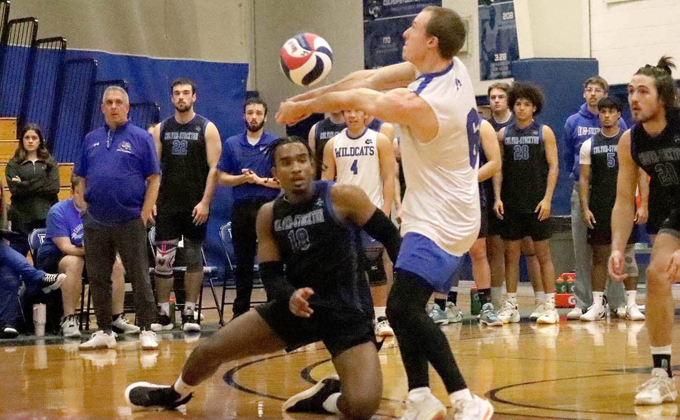 Culver-Stockton Men’s Volleyball Celebrates First Home Win